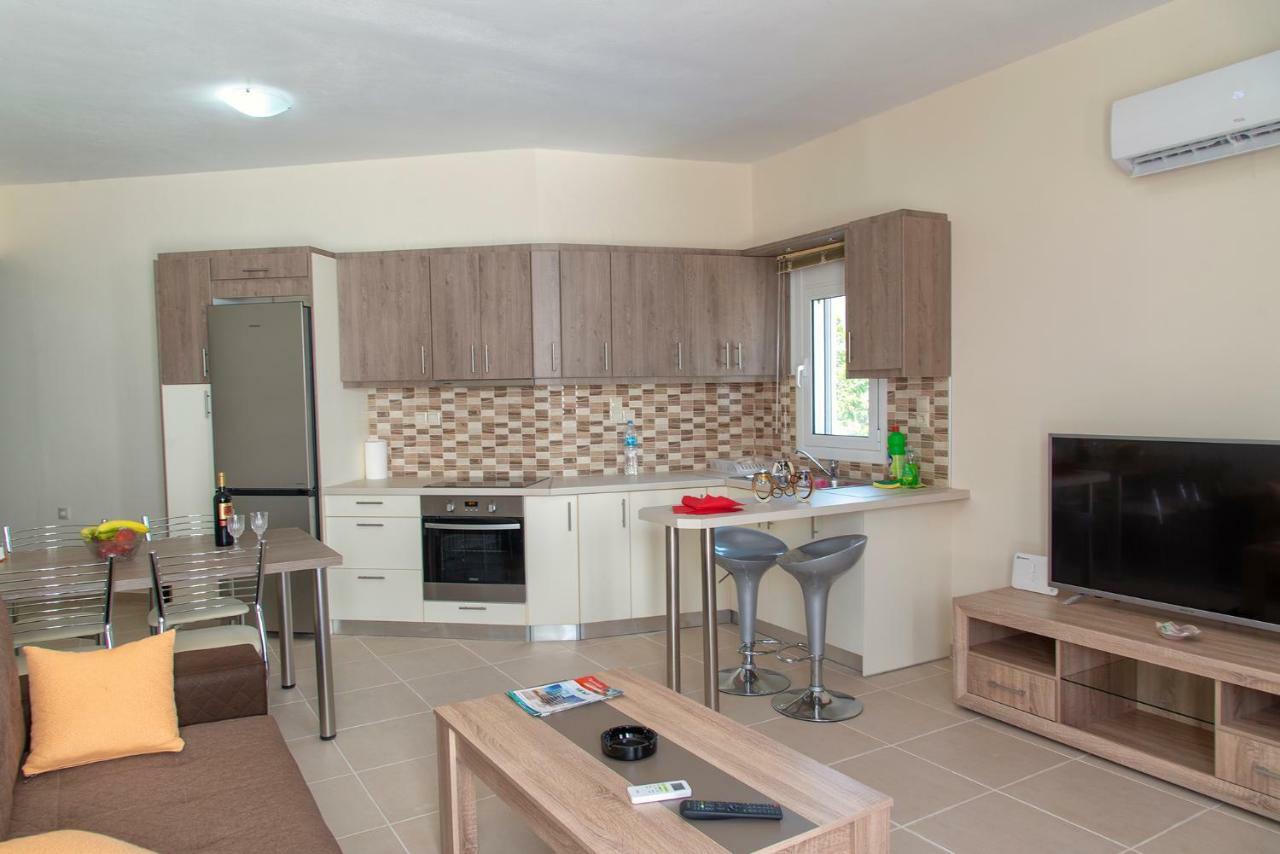 Lazaros Home Παλαίκαστρο Εξωτερικό φωτογραφία